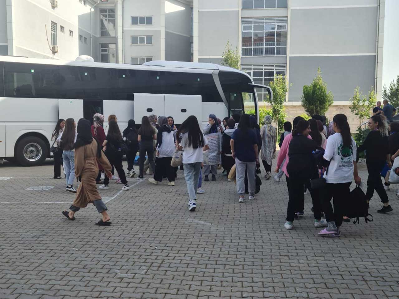Bismil’den 100 Öğrenci Çanakkale’ye Gitti 2