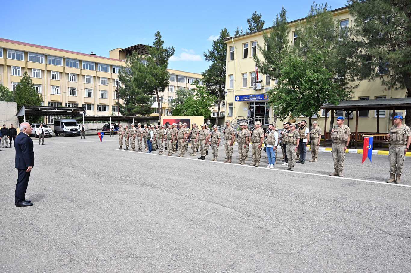 Diyarbakır Valisi Zorluoğlu Bismil’de Incelemelerde Bulundu 18