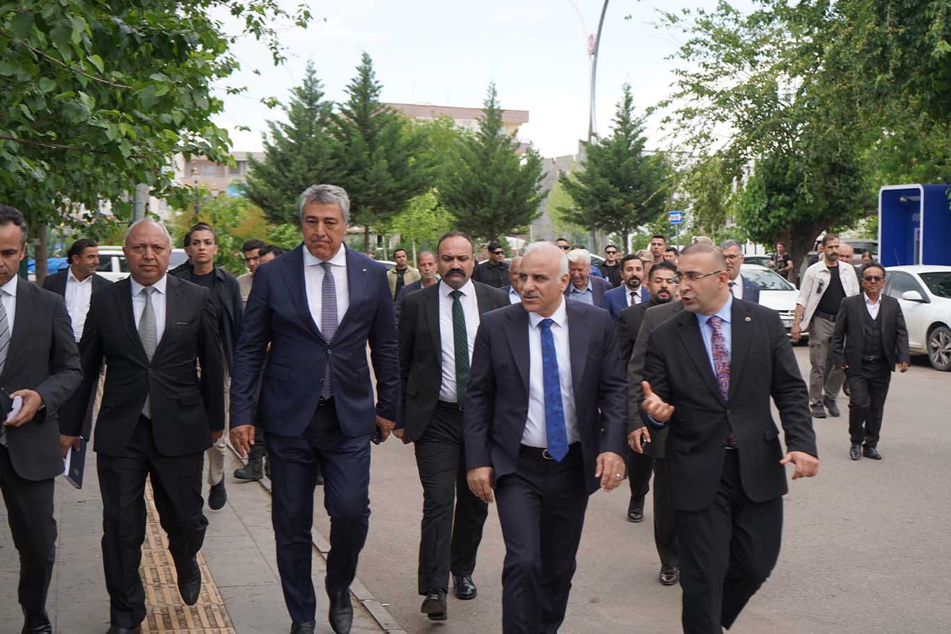 Diyarbakır Valisi Zorluoğlu Bismil’de Incelemelerde Bulundu 5