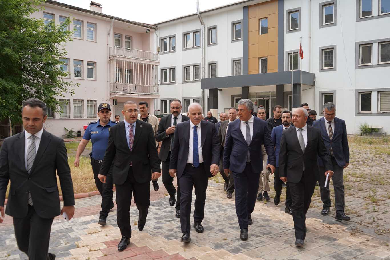 Diyarbakır Valisi Zorluoğlu Bismil’de Incelemelerde Bulundu 8