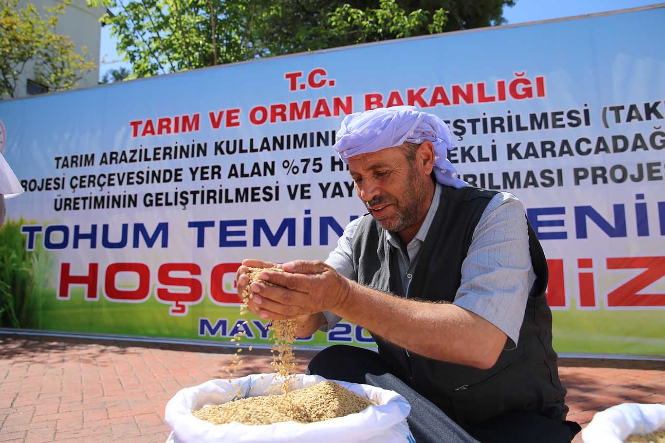 Diyarbakır'da 45 Çiftçiye 27 Ton Tohum Desteği 6