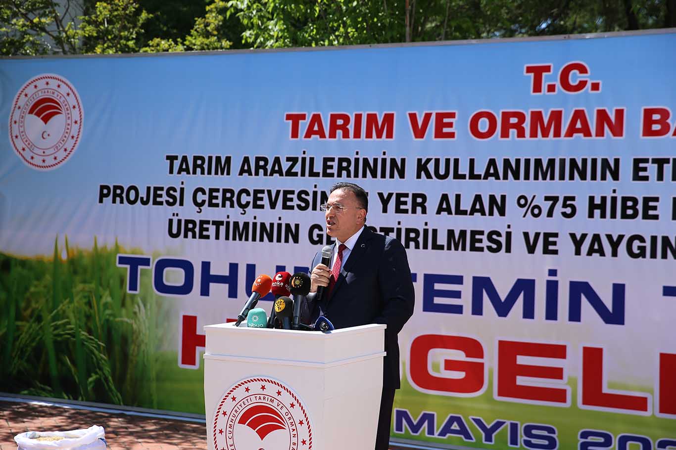 Diyarbakır'da 45 Çiftçiye 27 Ton Tohum Desteği 8