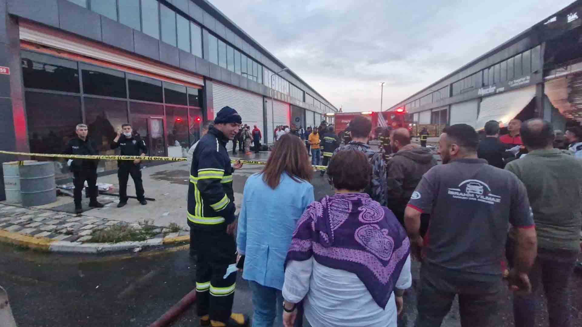 Diyarbakır’da, Oto Sanayi Sitesinde Patlama Sonrası Yangın; Patlama Anı Kamerada 2