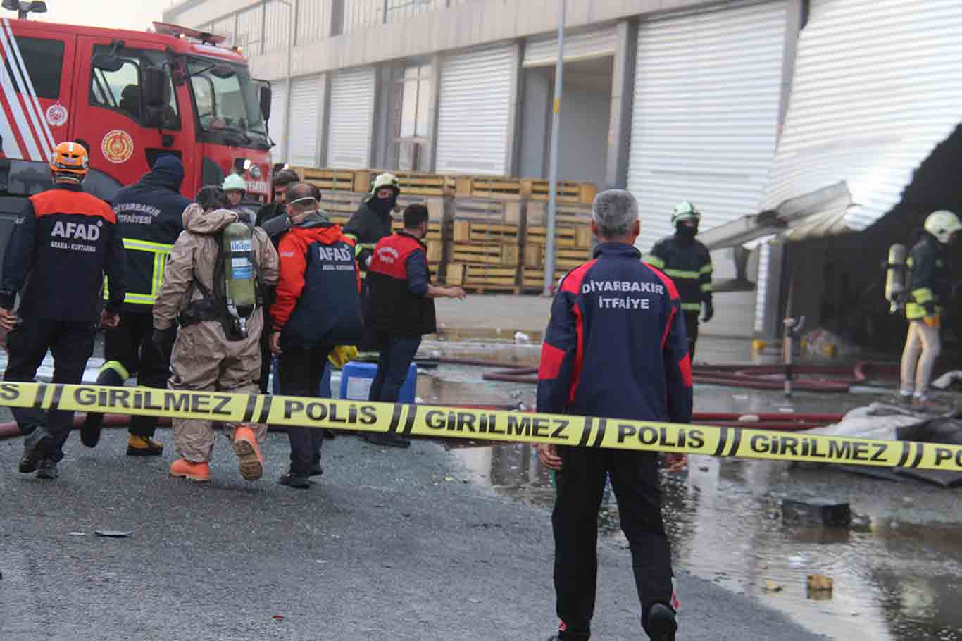 Diyarbakır'da Sanayi Sitesinde Patlama Ve Yangın 4