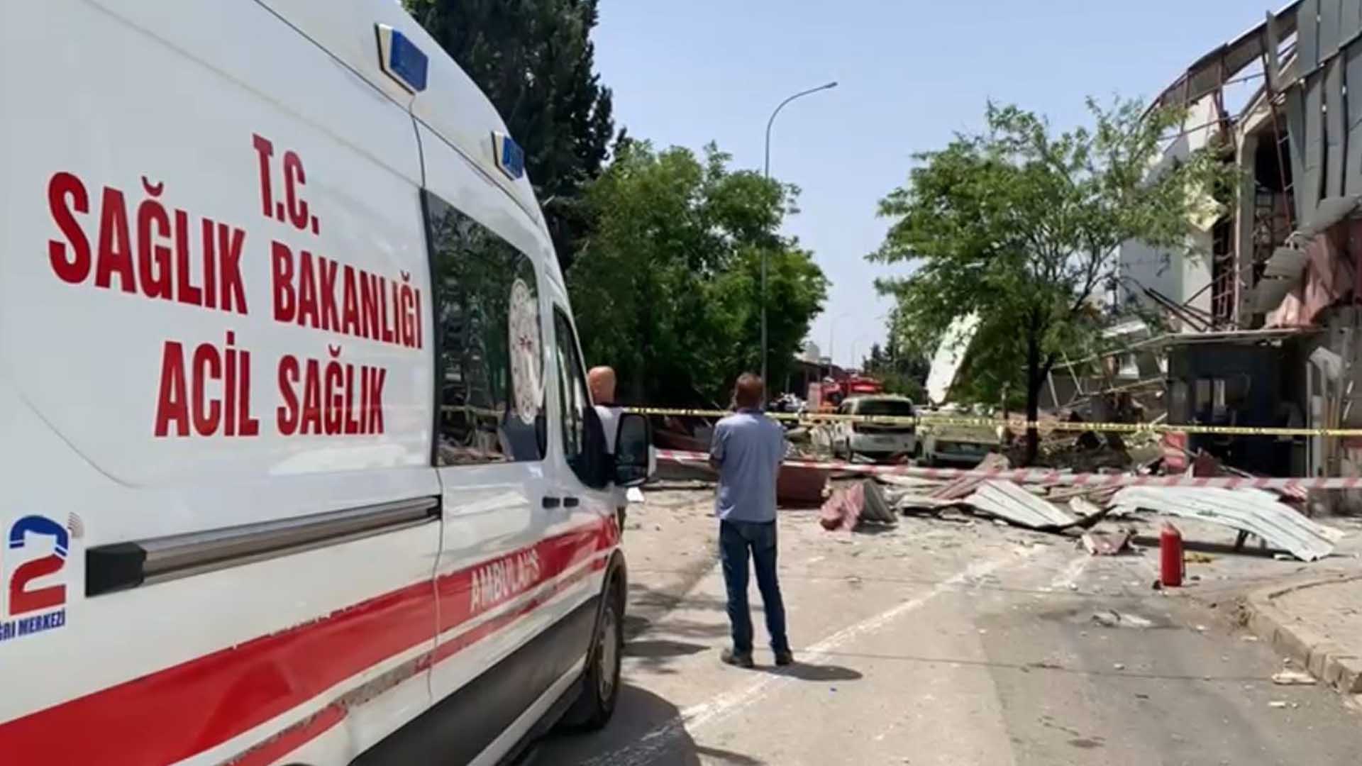 Halı Fabrikasında Patlama 7 Yaralı 1