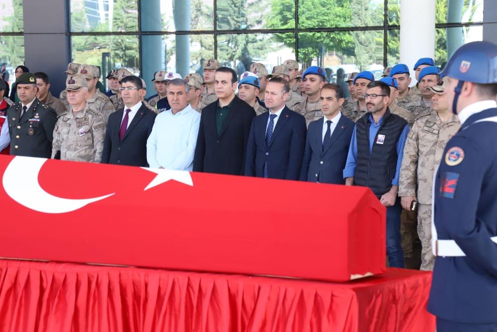 Hayatını Kaybeden Uzman Çavuş Için Tören Düzenlendi (1)