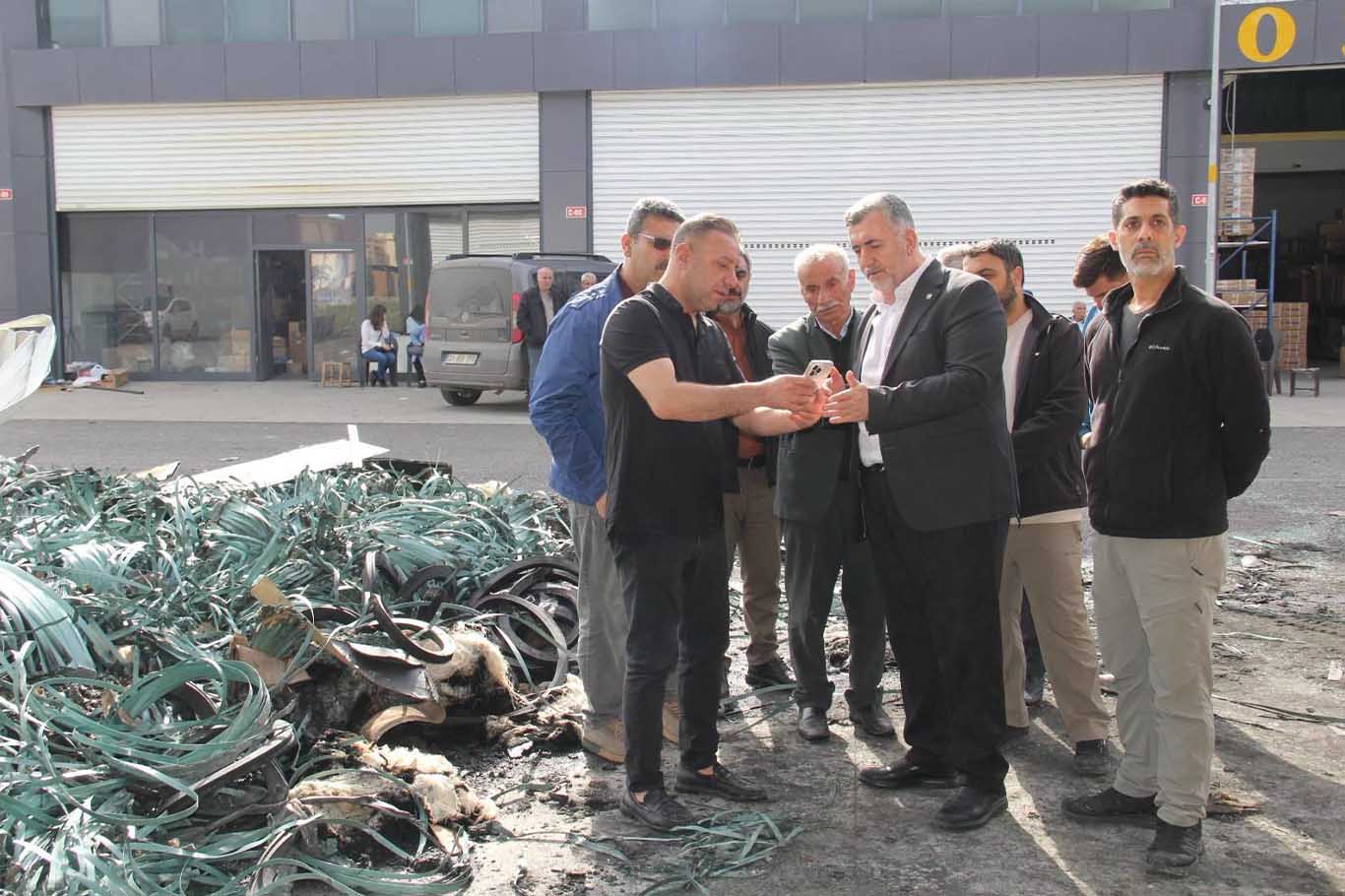 Hüda Par'dan Sanayi Sitesinde Işyeri Yanan Esnafa Ziyaret 2