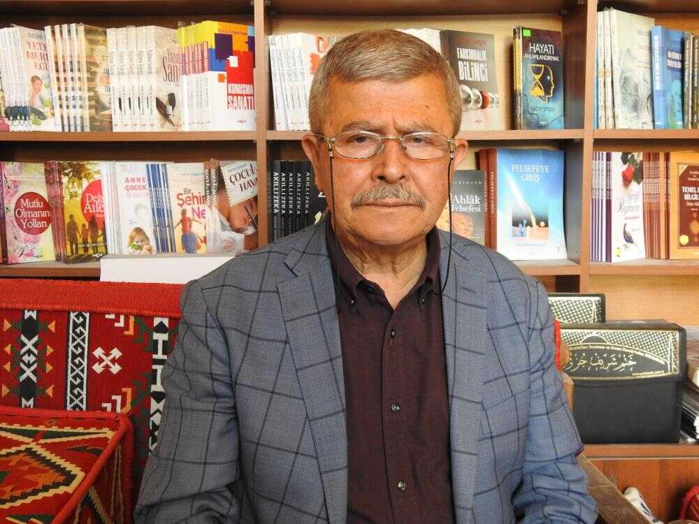 Kitaba Olan Sevgisi Mesleğe Dönüştü 47 Yıldır Sahaflık Yapıyor (1)