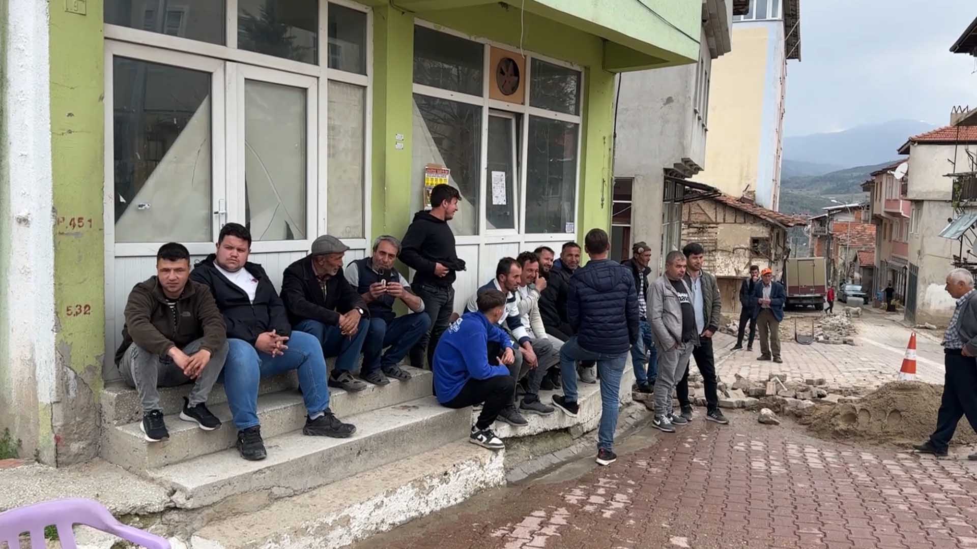 Kütahya'da 4.2 Büyüklüğünde Deprem 1