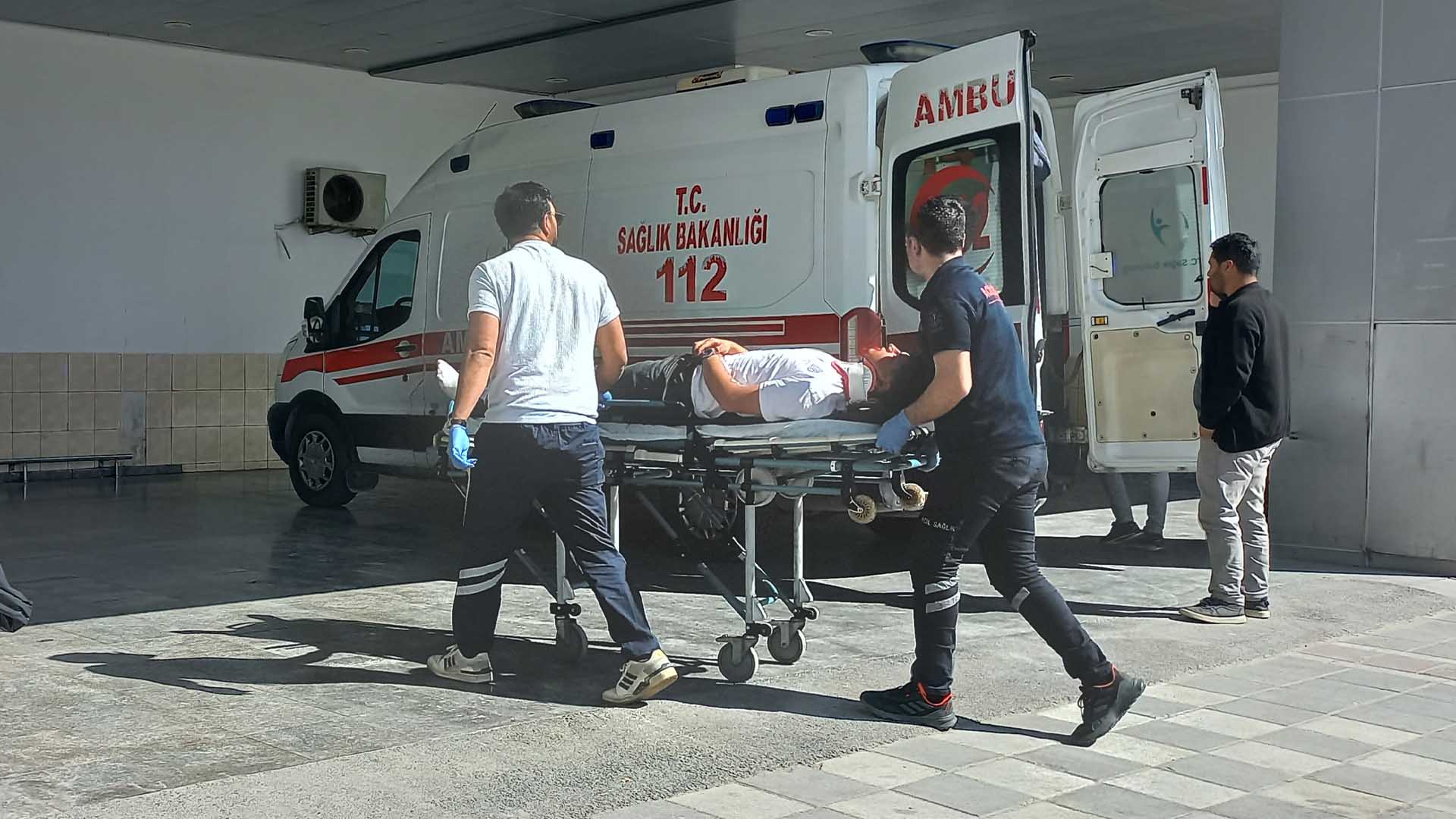 Malatya'da Otomobil Devrildi 1 Ölü, 4 Yaralı 3