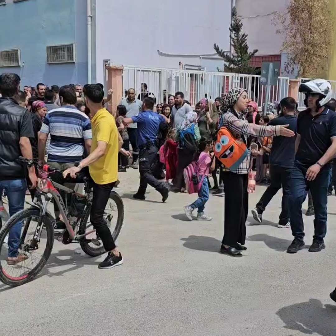Okulun Bahçesinde Silahlı Saldırıya Uğrayan Öğretmen Öldü 8