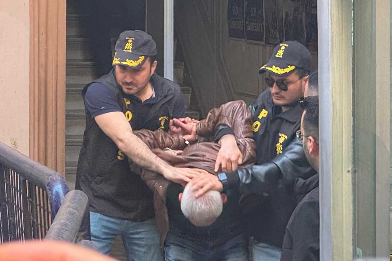 Özgür Özel’e Saldıran Selçuk T.’nin Öldürdüğü Evlatlarının Öğretmeni, Yaşananları Anlattı 2
