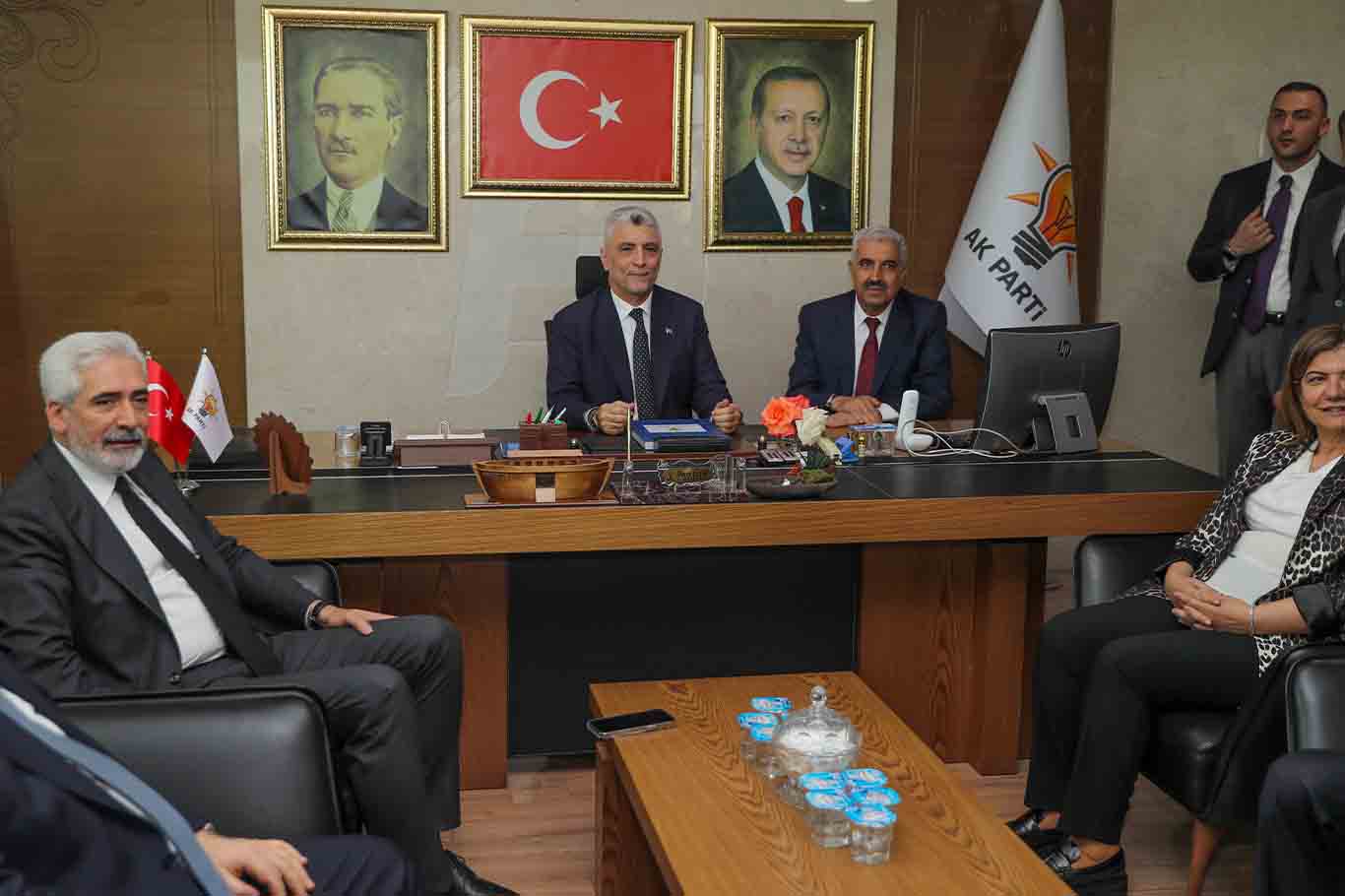 Ticaret Bakanı Bolat Diyarbakır'da Ziyaretler Gerçekleştirdi 1