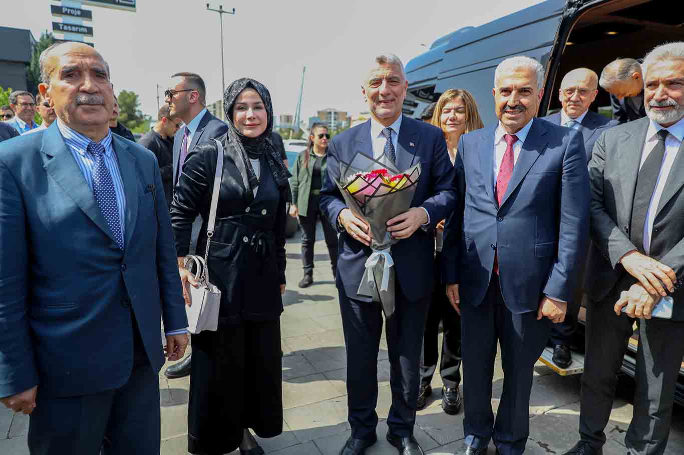 Ticaret Bakanı Bolat Diyarbakır'da Ziyaretler Gerçekleştirdi 4