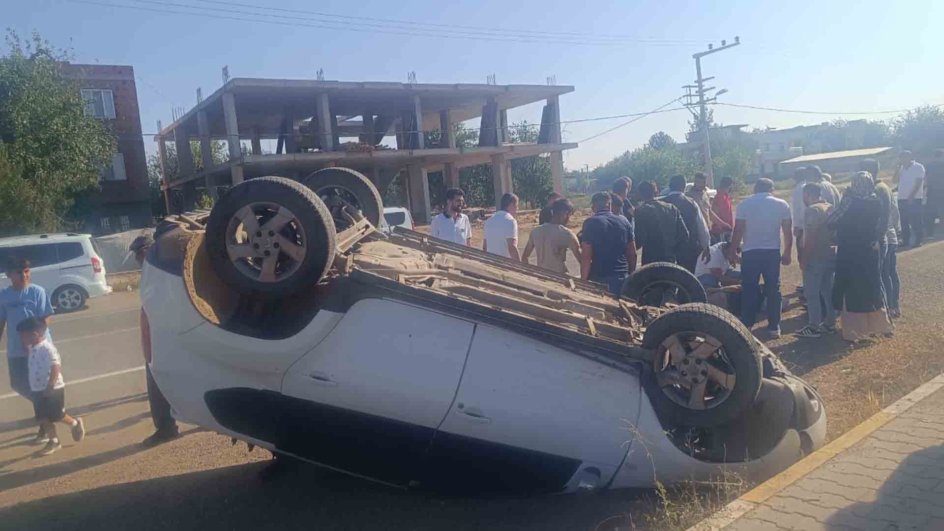 Bismil’de Otomobil Devrildi 1 Yaralı 9