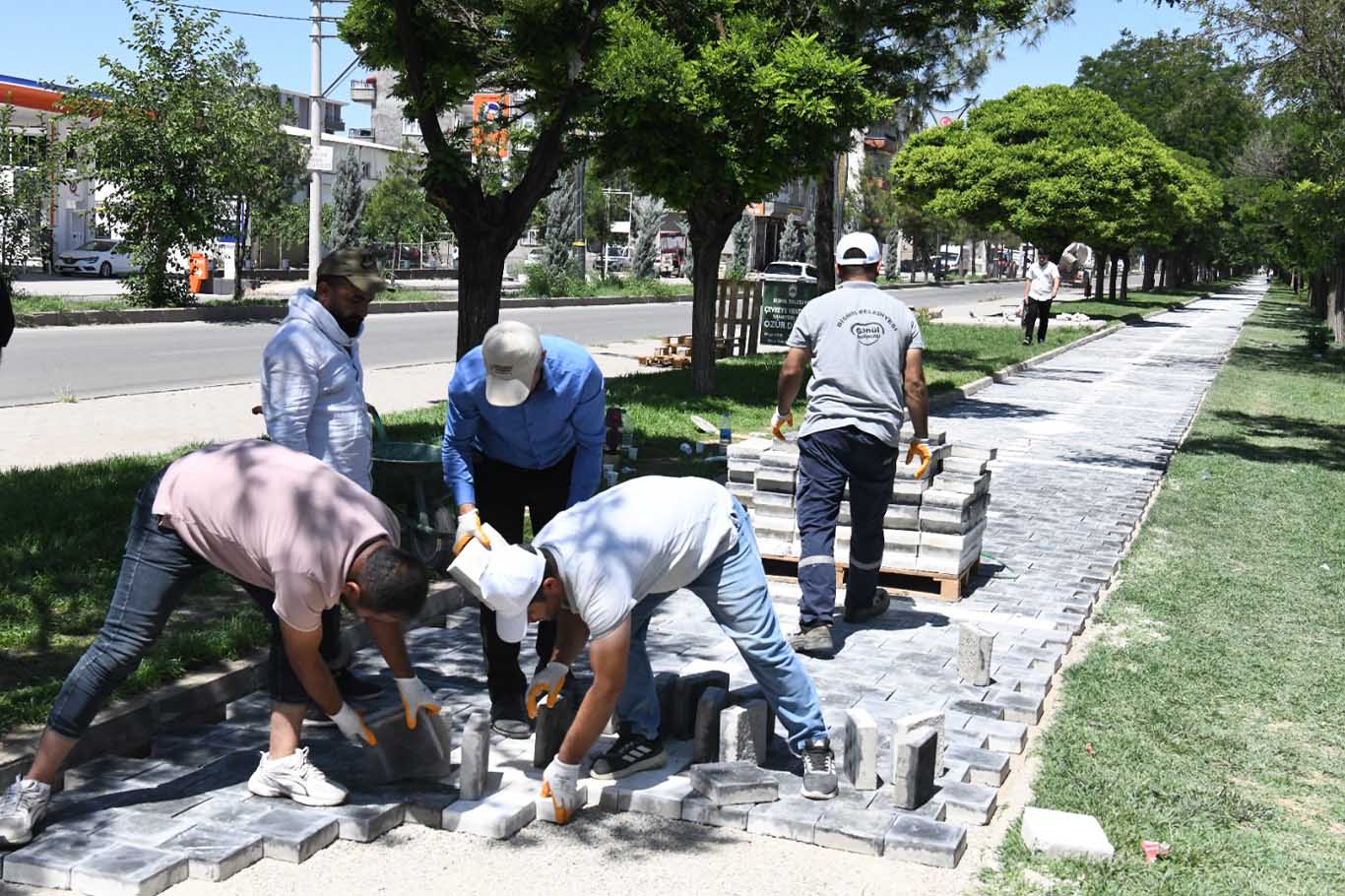 Bismil’de Sanayi Yürüyüş Yolu Yenileniyor 1