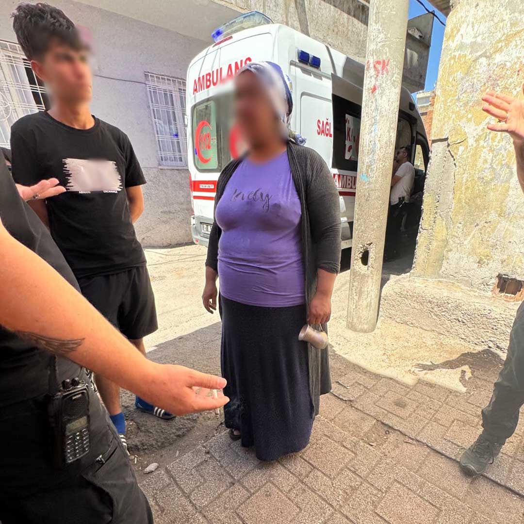 Di̇yarbakir’da Bi̇r Anneni̇n Çaresi̇zli̇ği̇ 6