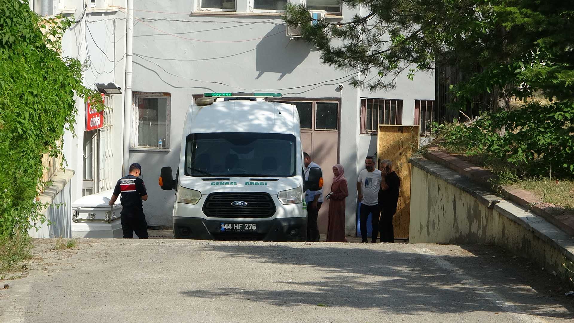 Malatya'da Yol Verme Kavgasında Amcası Ve Kuzenini Öldürdü 1