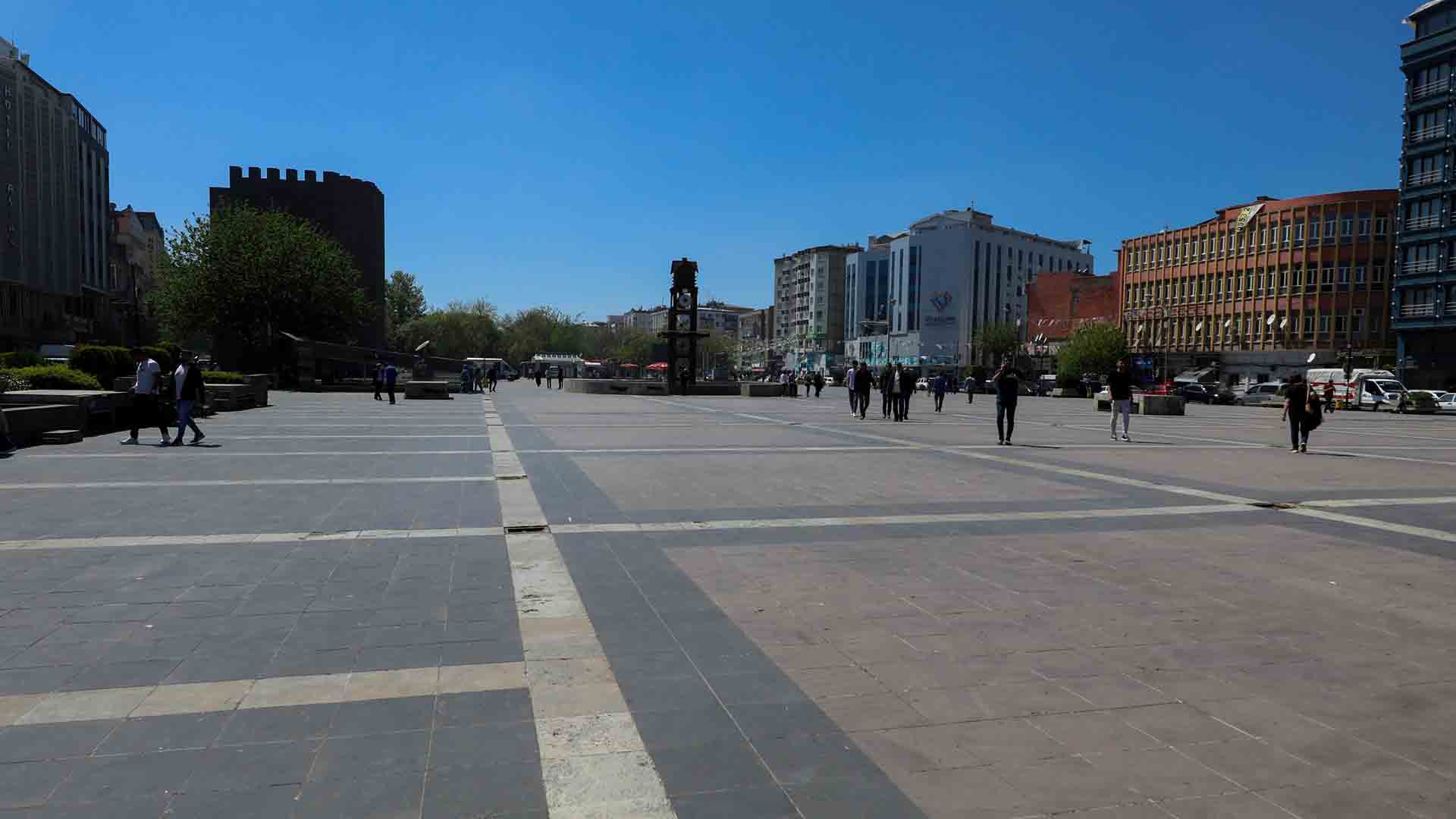 Meteoroloji Diyarbakır’ı Uyardı Kronik Rahatsızlığı Olanlar, Yaşlılar Ve Çocuklar Dışarı Çıkmasın