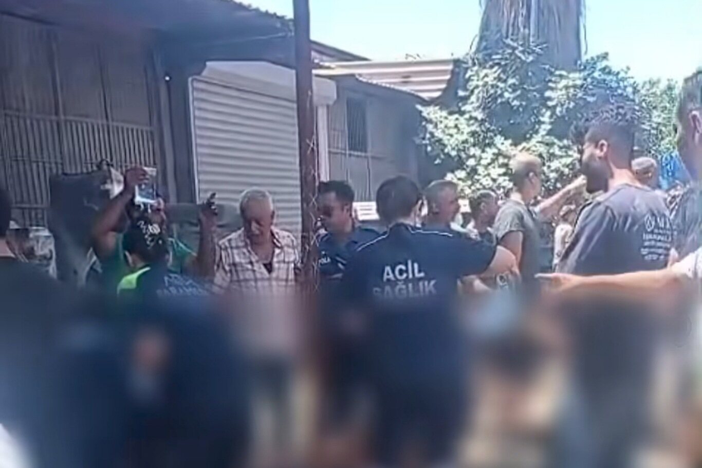 Sanayi Sitesinde Korkutan Patlama 3 Yaralı (1)