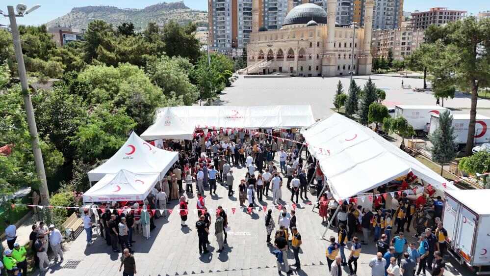 Türk Kızılayı Ve Valilikten Kan Bağışı Kampanyası
