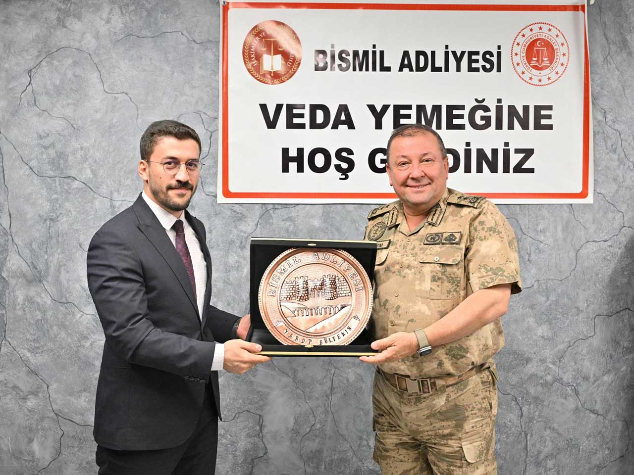 Vali Zorluoğlu, Tayını Çıkan Hakim Ve Savcılar Için Düzenlenen Veda Yemeğine Katıldı 9