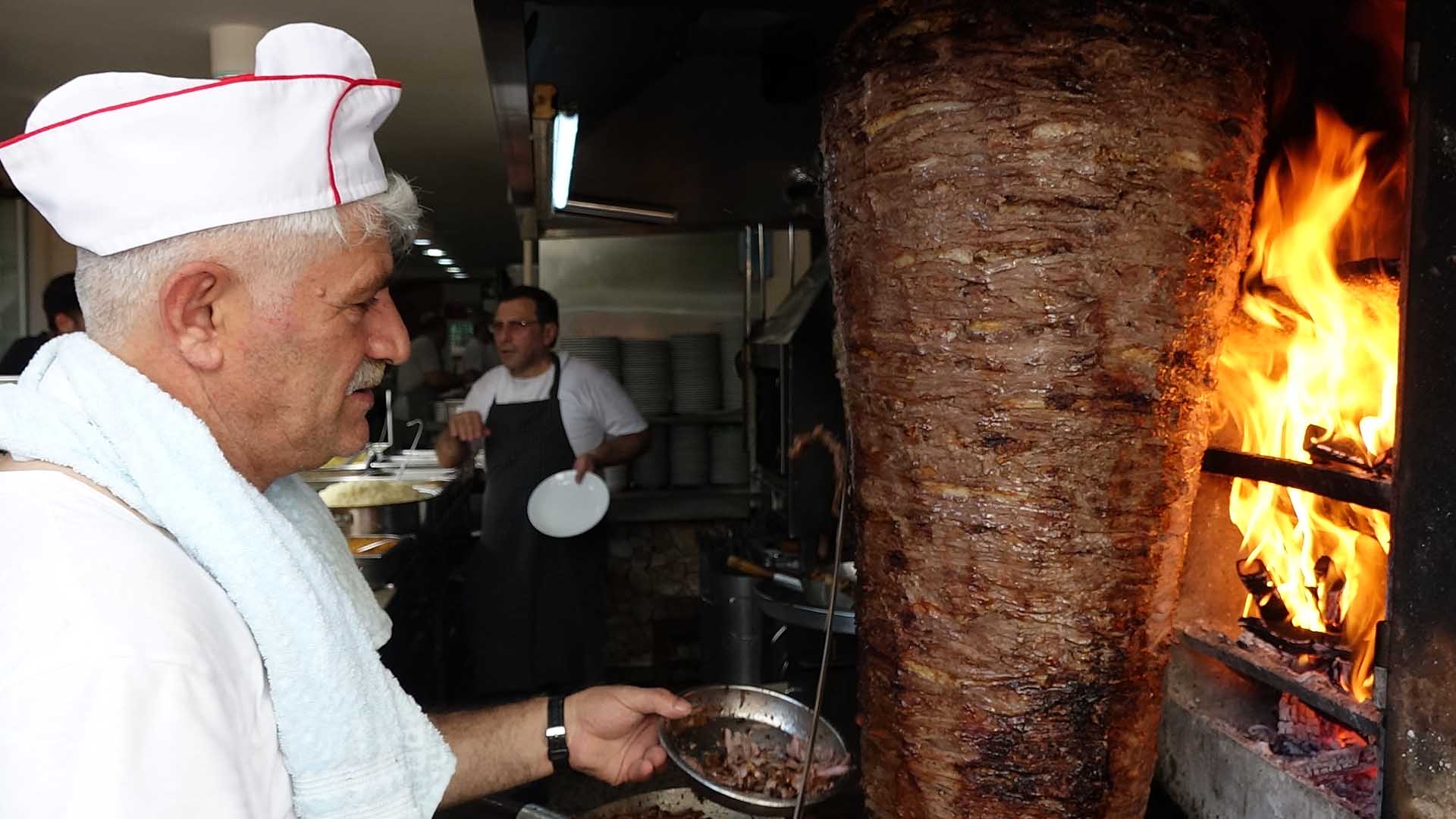 1 Kilo Için 15 Ton Su Tüketiliyor, Avokado, Kivi Yemeyin 3