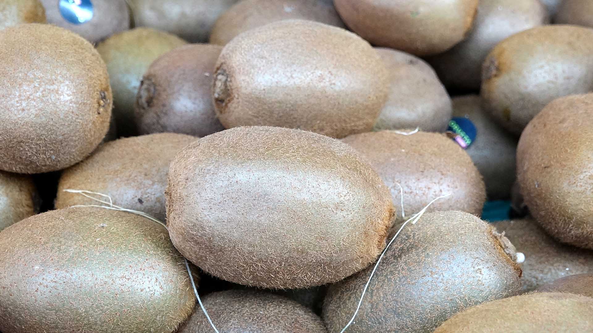 1 Kilo Için 15 Ton Su Tüketiliyor, Avokado, Kivi Yemeyin 7