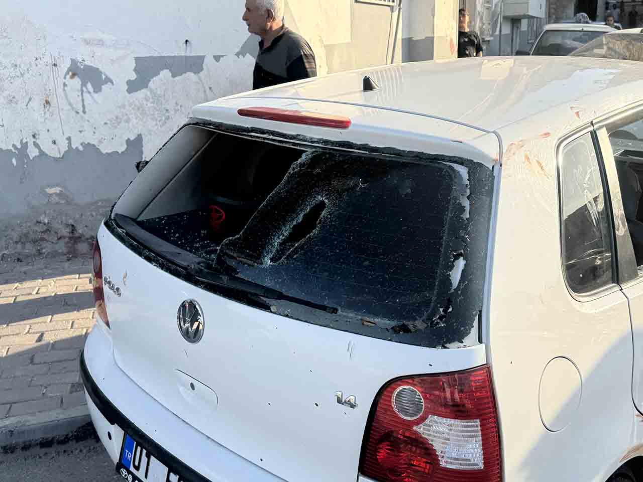 Akraba Aileler Arasında Taş, Sopa Ve Silahlı Kavga 8 Yaralı 8