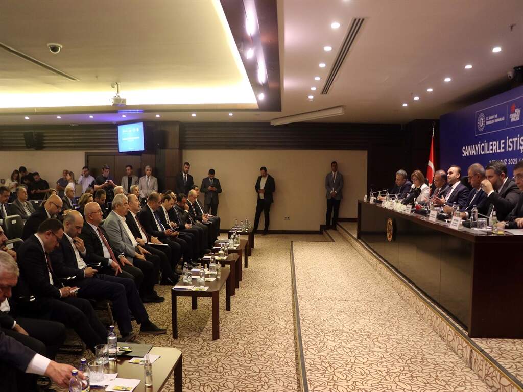 Bakan Kacır Yeşil Dönüşüme Öncülük Edecek Projelere 2 Milyon Tl Destek Vereceğiz (1)