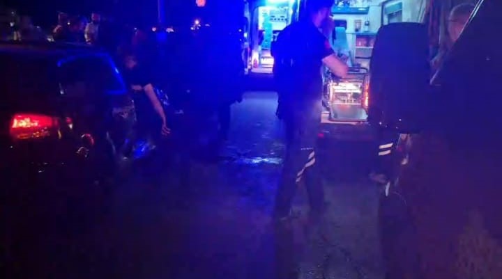 Batman'da Iki Otomobil Çarpıştı 2 Kişi Yaralandı (1)-1