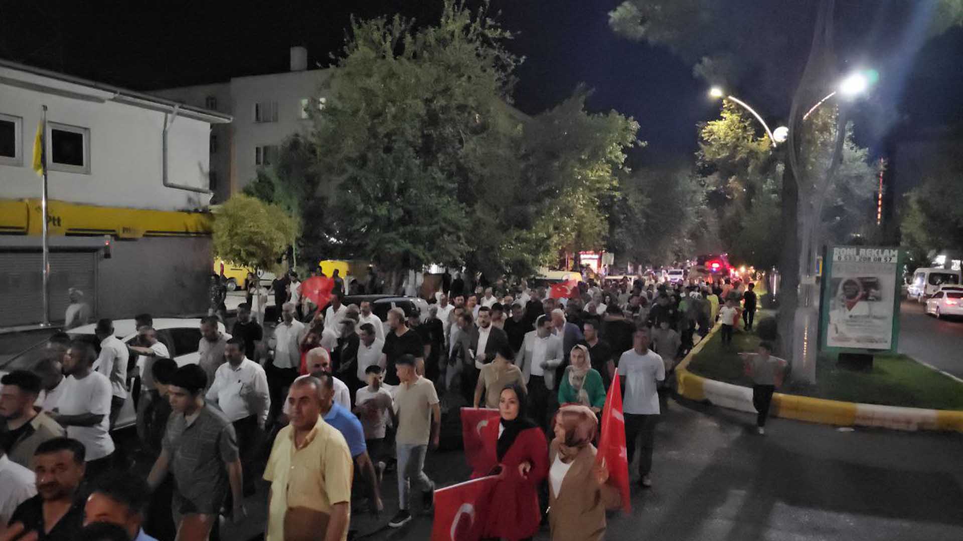 Bismil’de 15 Temmuz Darbe Girişiminin 9. Yılı Dolayısıyla Yürüyüş Düzenlendi 6