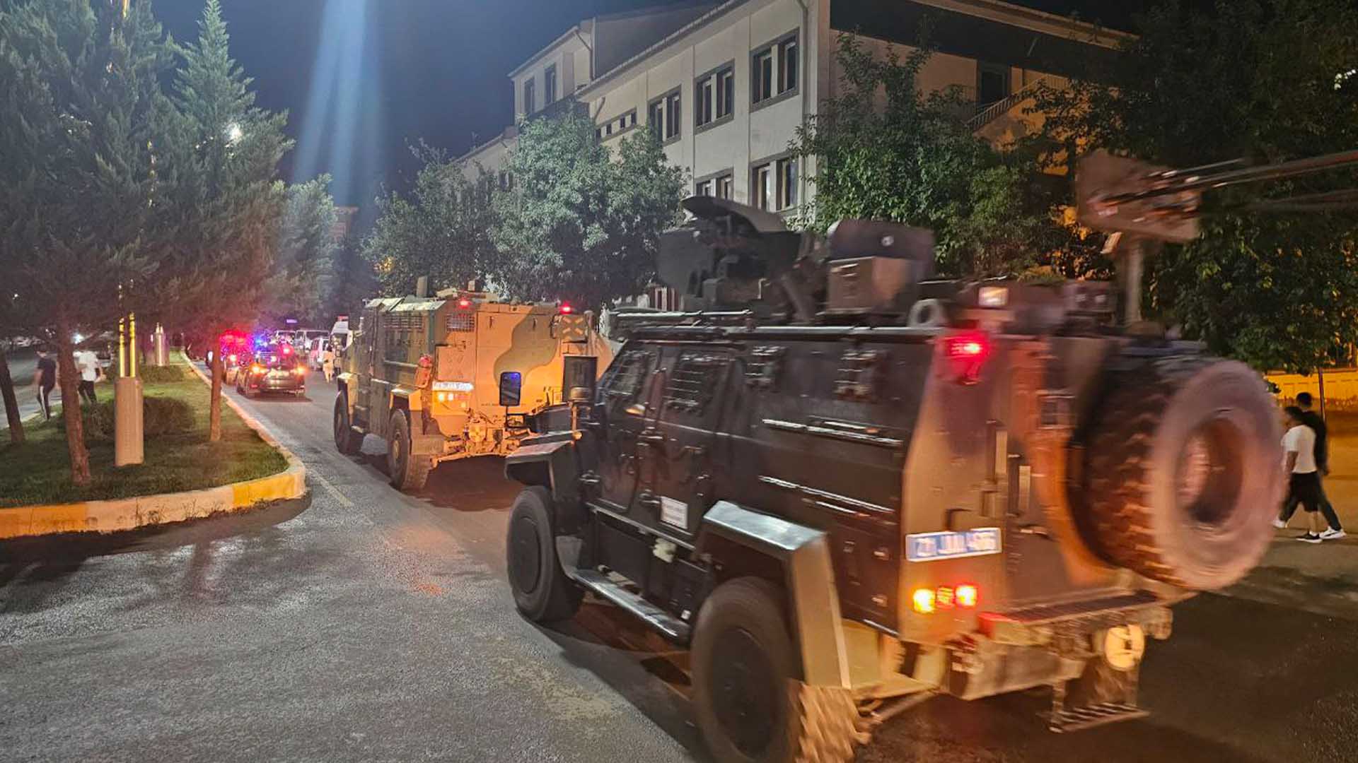 Bismil’de 15 Temmuz Darbe Girişiminin 9. Yılı Dolayısıyla Yürüyüş Düzenlendi 8