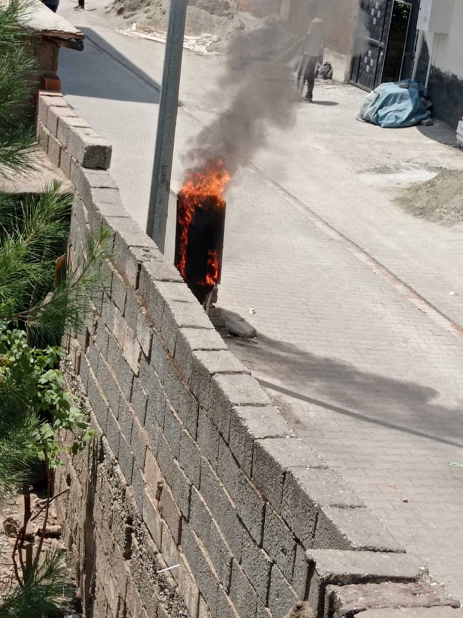 Bismil’de Elektrik Panosu Alev Alev Yandı 2