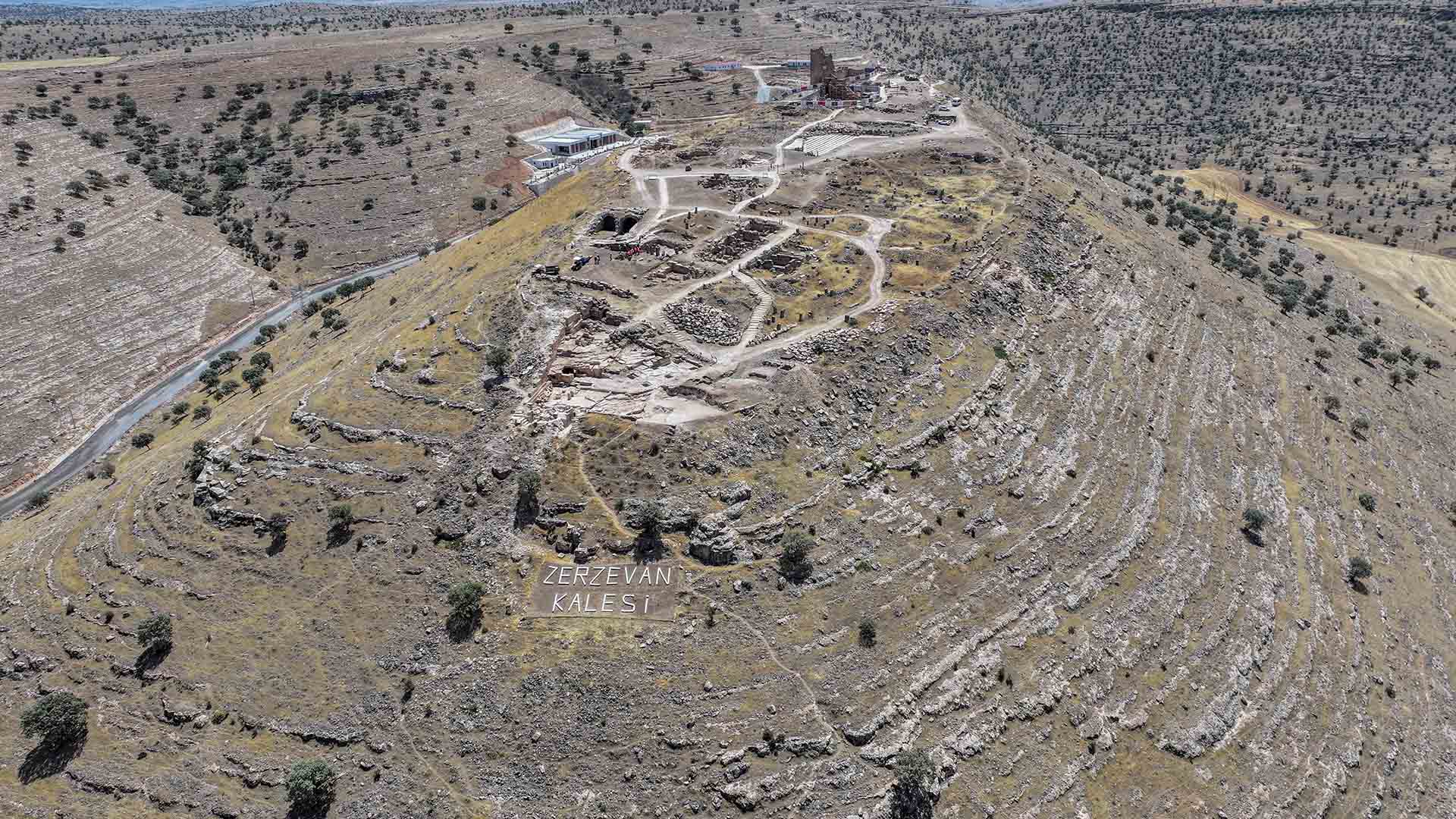 Diyarbakır’da 3 Bin Yıllık Zerzevan Kalesi'nde 1800 Yıllık Keşif 12