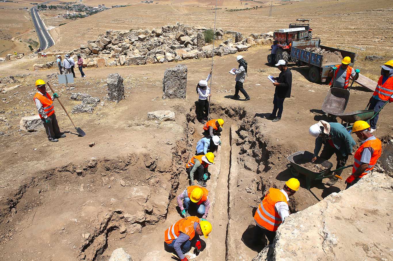 Diyarbakır’da 3 Bin Yıllık Zerzevan Kalesi'nde 1800 Yıllık Keşif 7