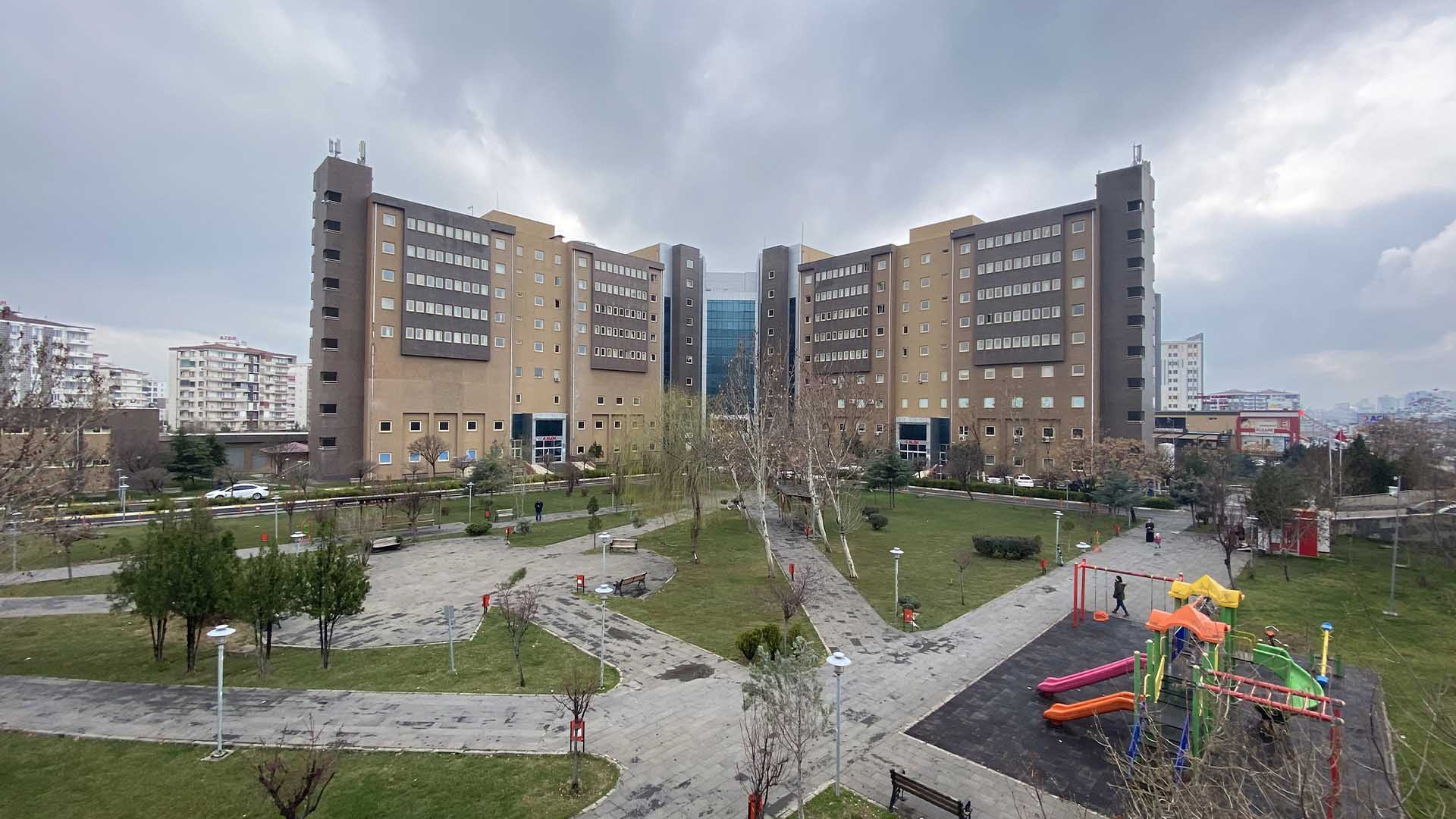 Diyarbakır’da Aynı Gün Doğan Bebekler Karıştırıldı, Gerçek 17 Yıl Sonra Ortaya Çıktı 1