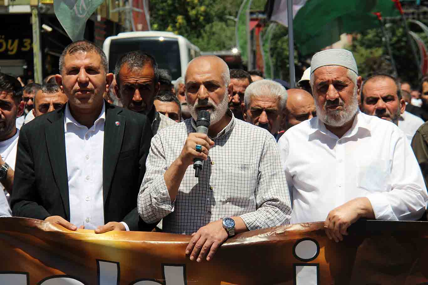 Diyarbakır’dan Leman Dergisine Tepki Rezaletin Adı İslam Düşmanlığıdır 5