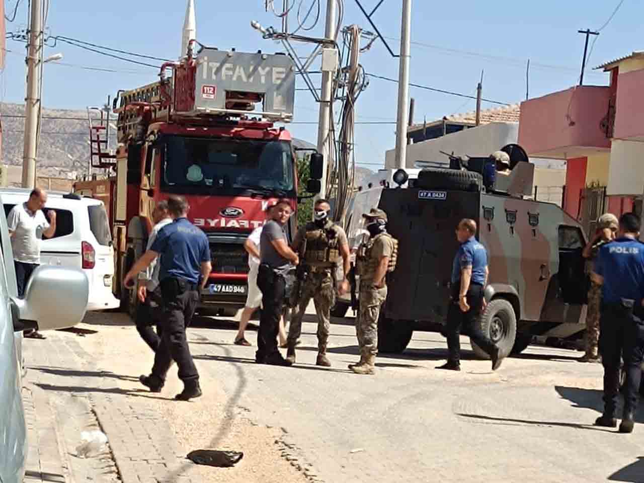 Eşini Ve 2 Çocuğunu Rehin Aldı, Saatlerce Polise Direndi 2