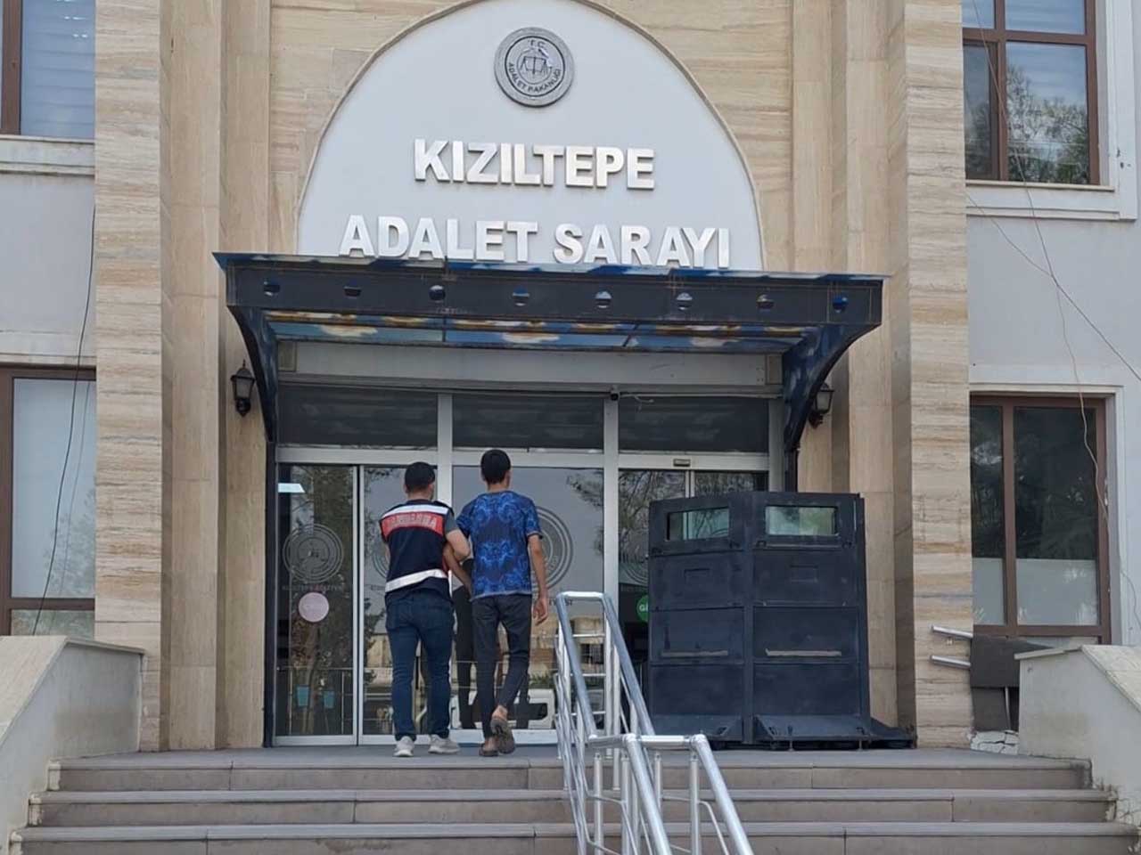 Tarlayı Yakıp Sosyal Medyada Paylaşan 15 Yaşındaki Şüpheli Yakalandı 2