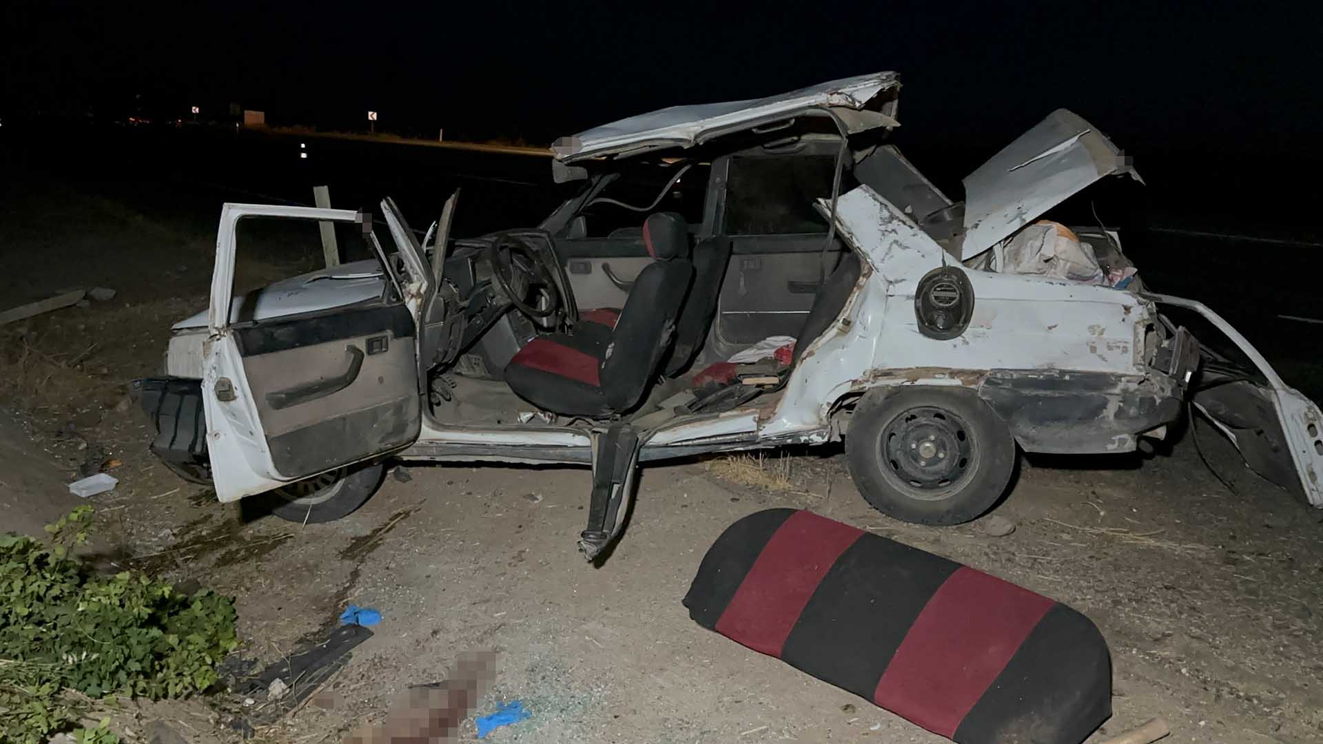 Takla Atan Otomobildeki 4 Kişi Yaralandı 1