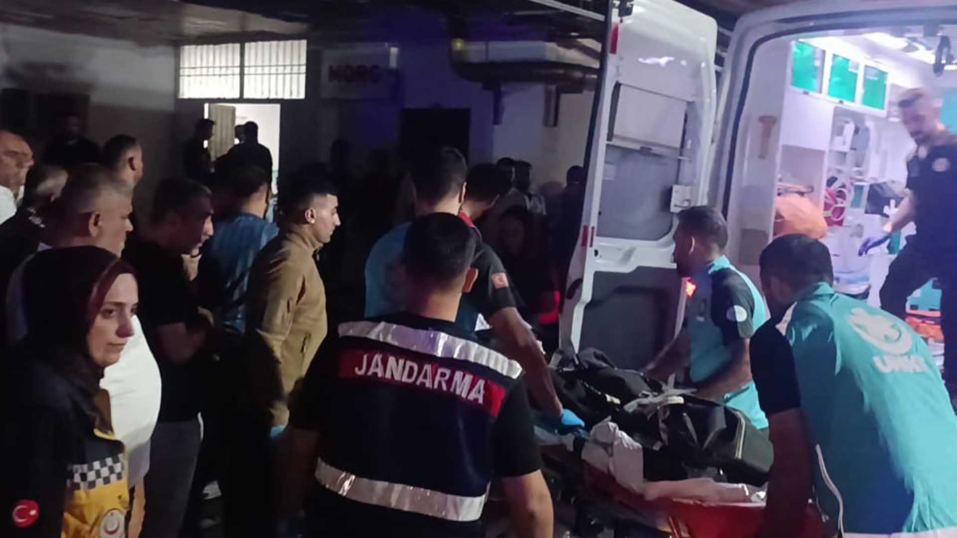 Batman'da Hafif Ticari Araca Uzun Namlulu Silahlarla Saldırı 7