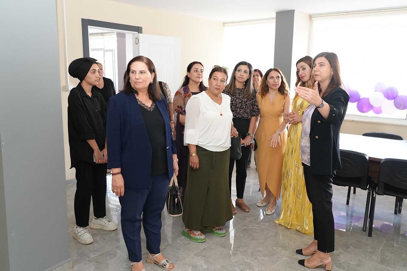 Bismil Belediyesi Kadın Yaşam Merkezi Açtı 8