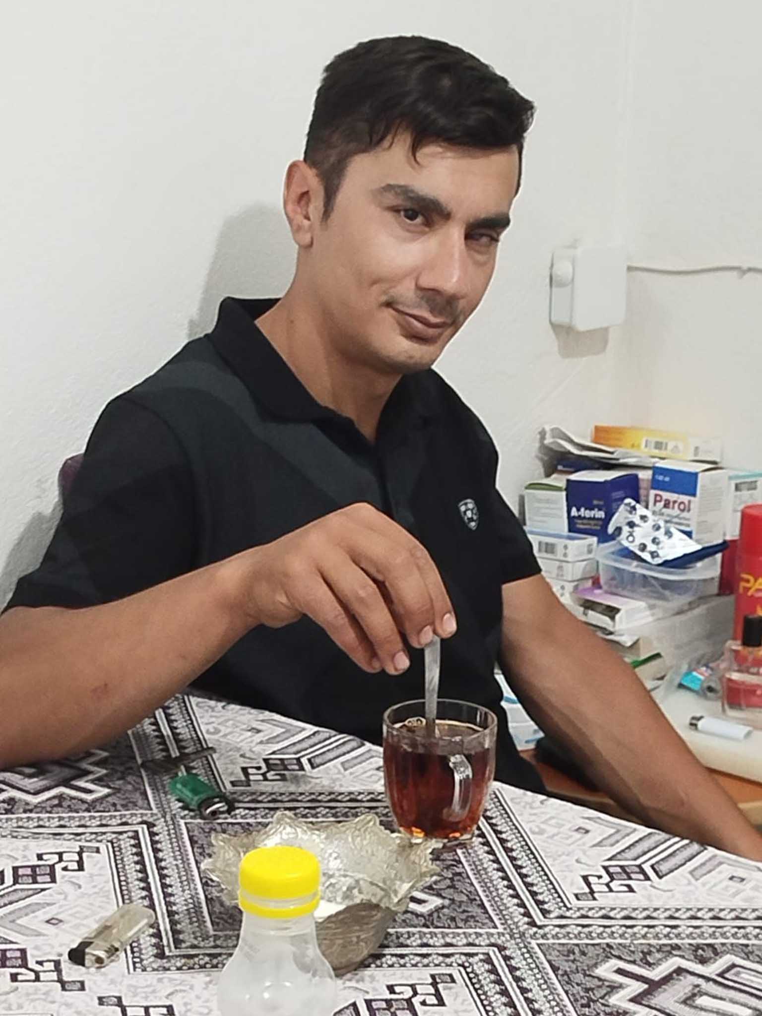 Cezaevinden Tahliye Olan Oğlundan 11 Gündür Haber Alamıyor 1