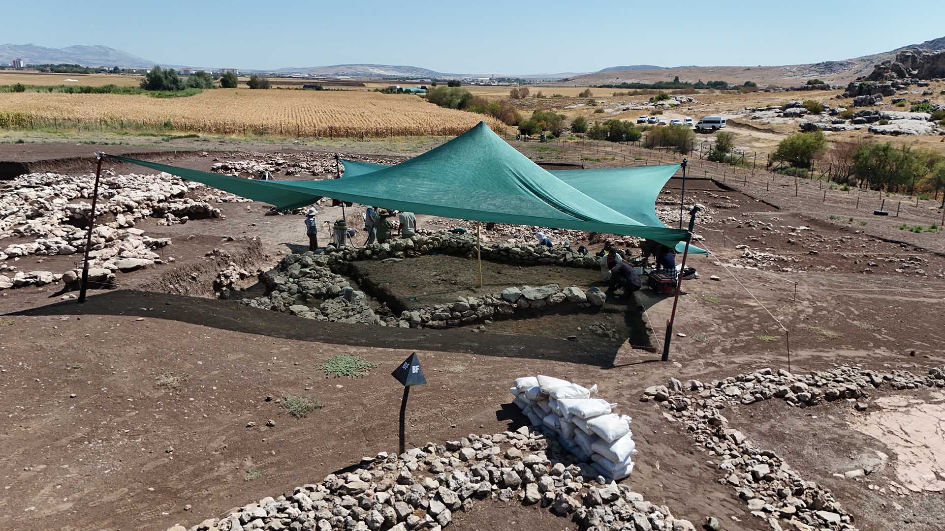 Diyarbakır'da 9500 Yıllık Devlet Dairesi 2