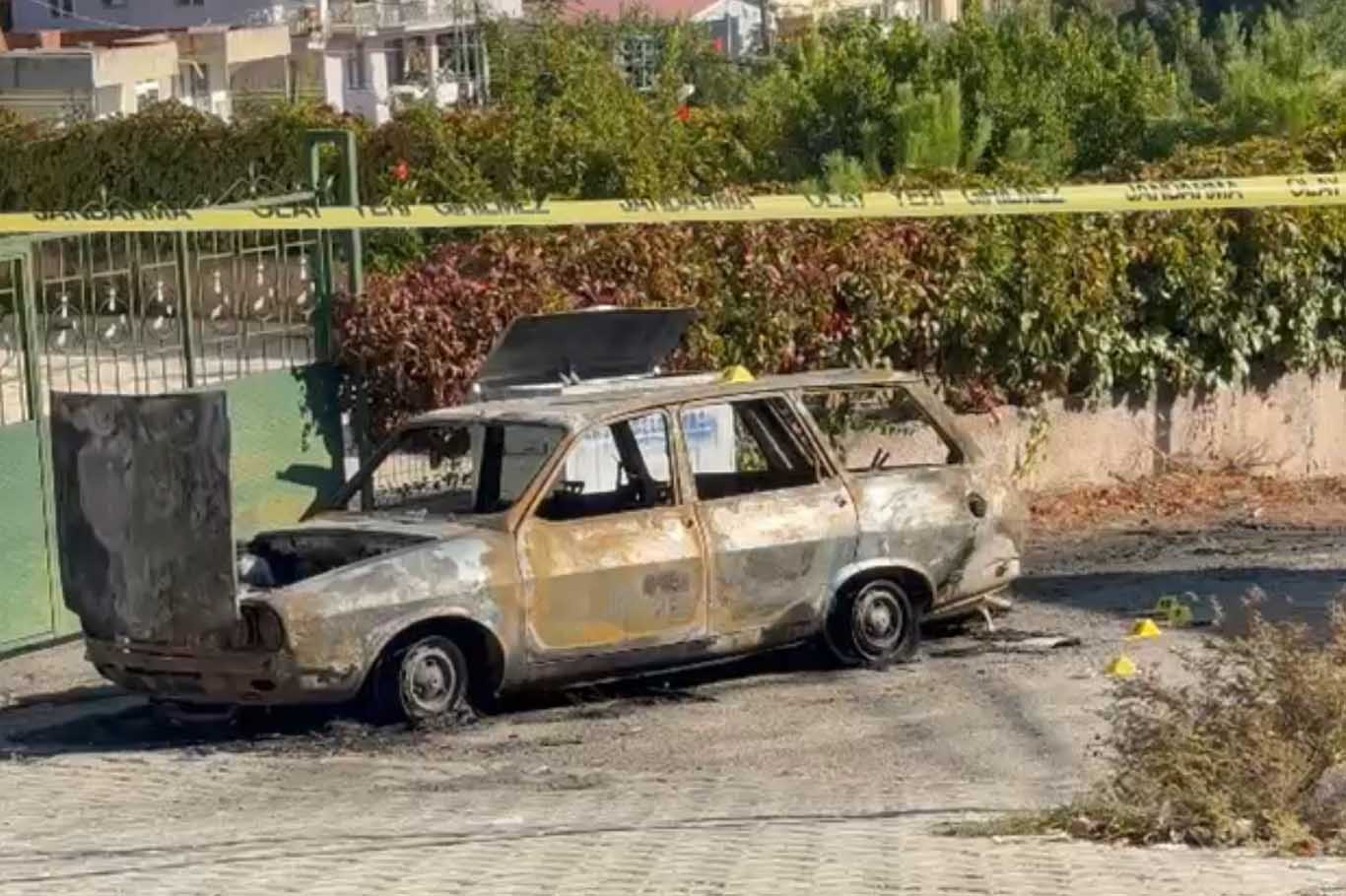 Av Tüfeği Ile 3 Kişiyi Vurdu, Otomobilini Ateşe Verdikten Sonra Kendini Vurdu 3