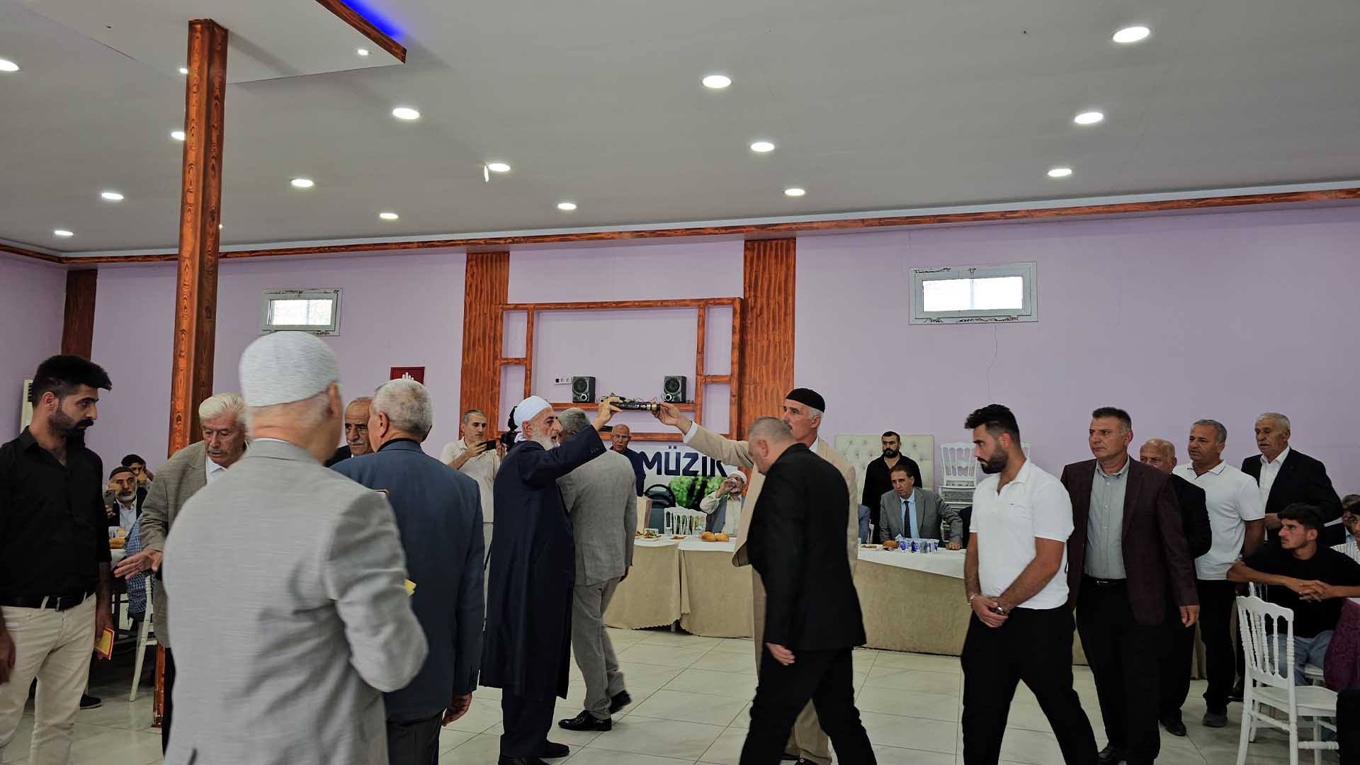 Bismil’de 18 Yıl Önce 2 Kişinin Ölümü Ile Başlayan Kan Davası Barışla Sonuçlandı 16