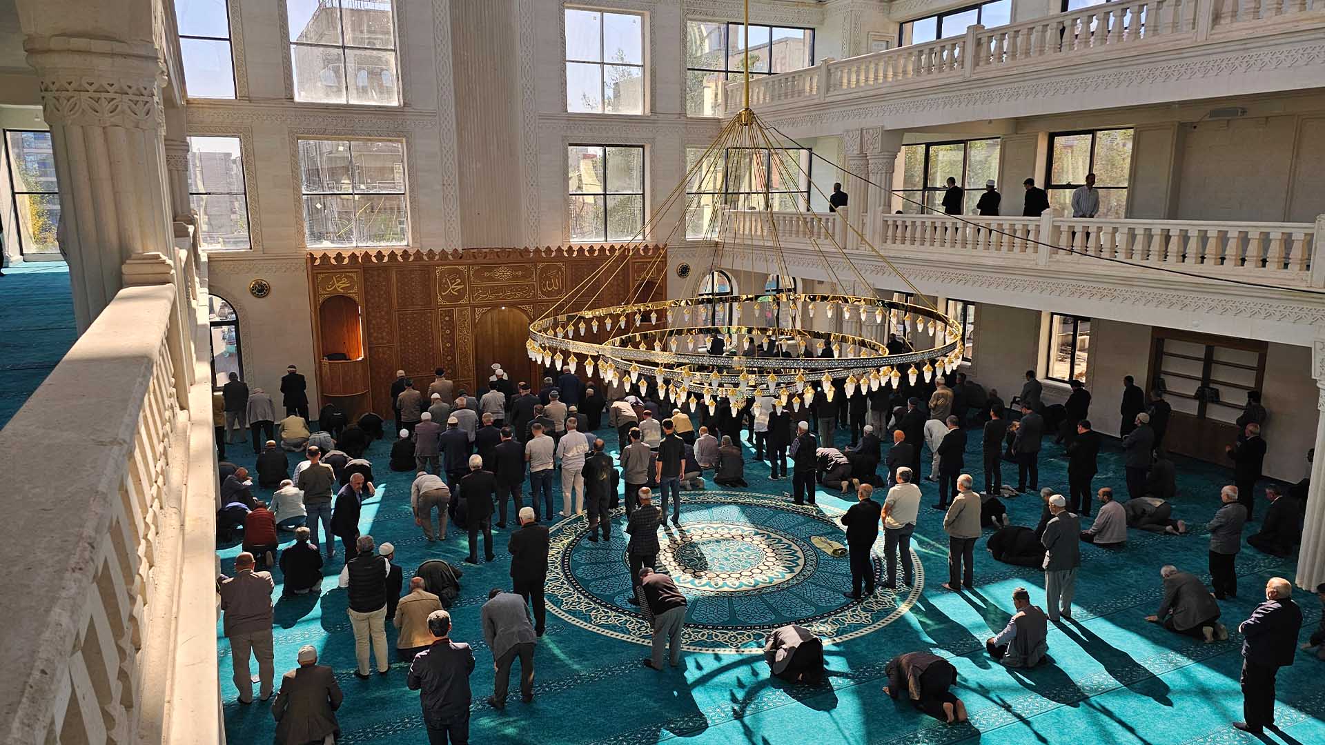 Bismil’de 2016 Yılında Temeli Atılan Kurtuluş Camii Açıldı 10