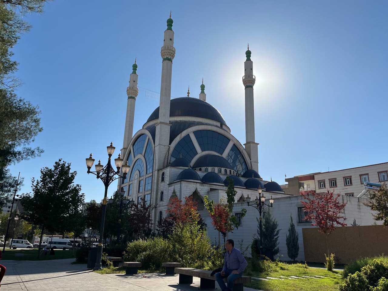 Bismil’de 2016 Yılında Temeli Atılan Kurtuluş Camii Açıldı 11