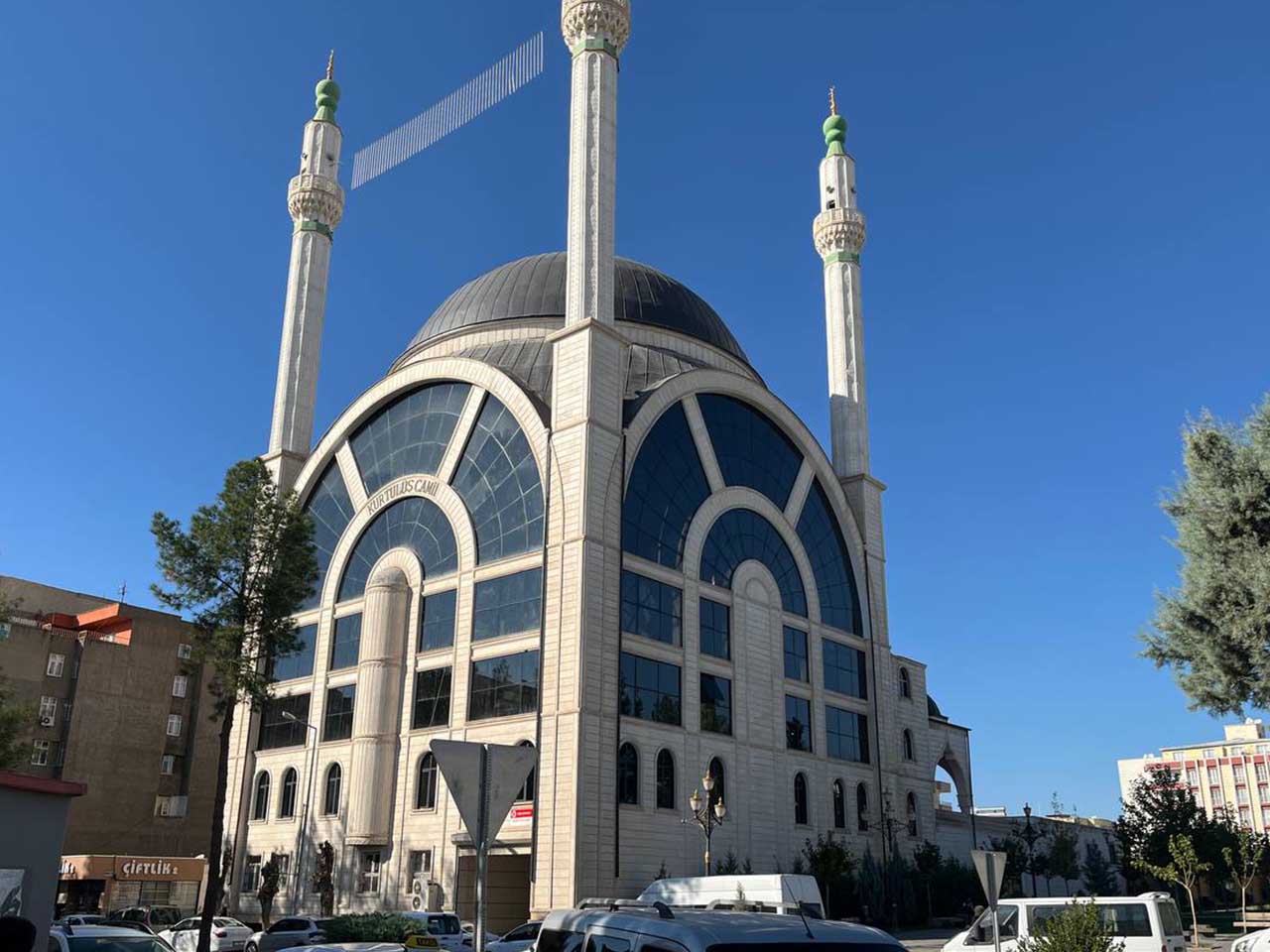 Bismil’de 2016 Yılında Temeli Atılan Kurtuluş Camii Açıldı 15